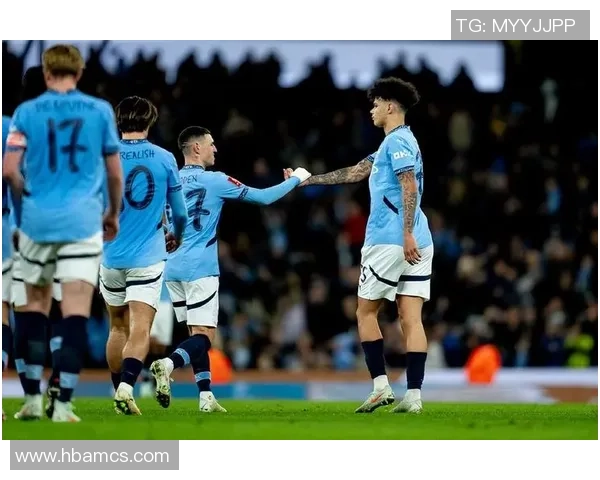 西甲赛场惊现冷门曼城与AC米兰激战成平局神扑瞬间引发全场沸腾