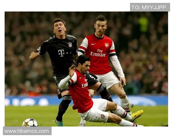 意甲激战：拜仁逆转利物浦全场沸腾转会传闻引发关注