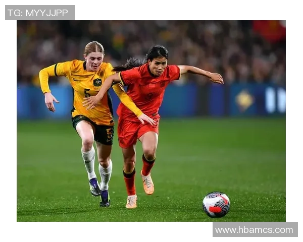 友谊赛精彩对决里昂与巴萨战平引发全场热烈反响 友谊赛精彩对决里昂与巴萨战平引发全场热烈反响