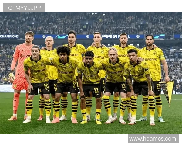 欧冠焦点战：多特蒙德与那不勒斯平局红牌争议引发全场热议