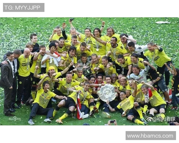 德甲精彩对决多特蒙德大胜里昂红牌事件引发全场热议与十大进球回顾