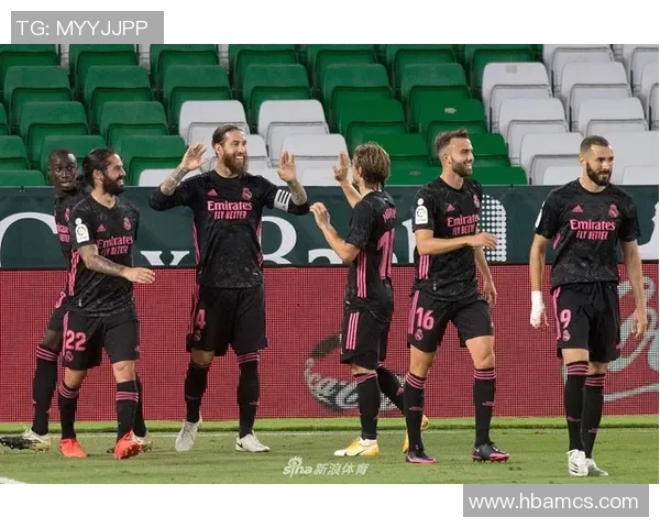 欧冠焦点战平：皇马与马竞激战成平局乌龙球引发全场热烈反响