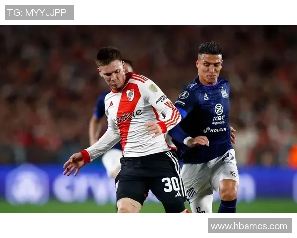 英超焦点战平皇马与巴萨引发转会传闻热潮与球迷热议